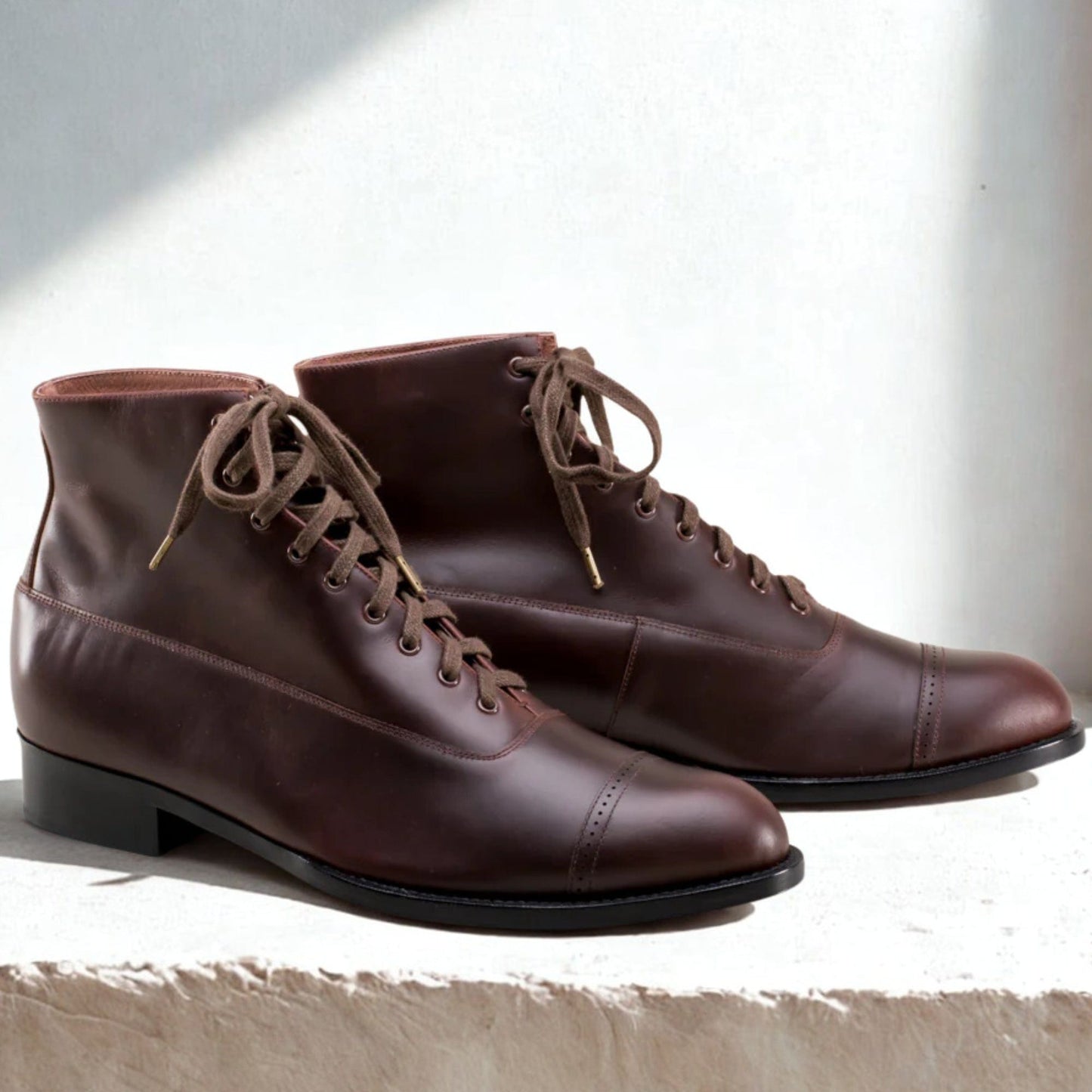 Men's Vintage Lace-Up Boots