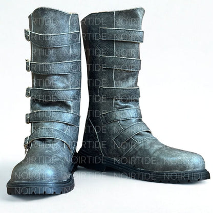 Botas renacentistas hasta la rodilla con múltiples hebillas personalizadas