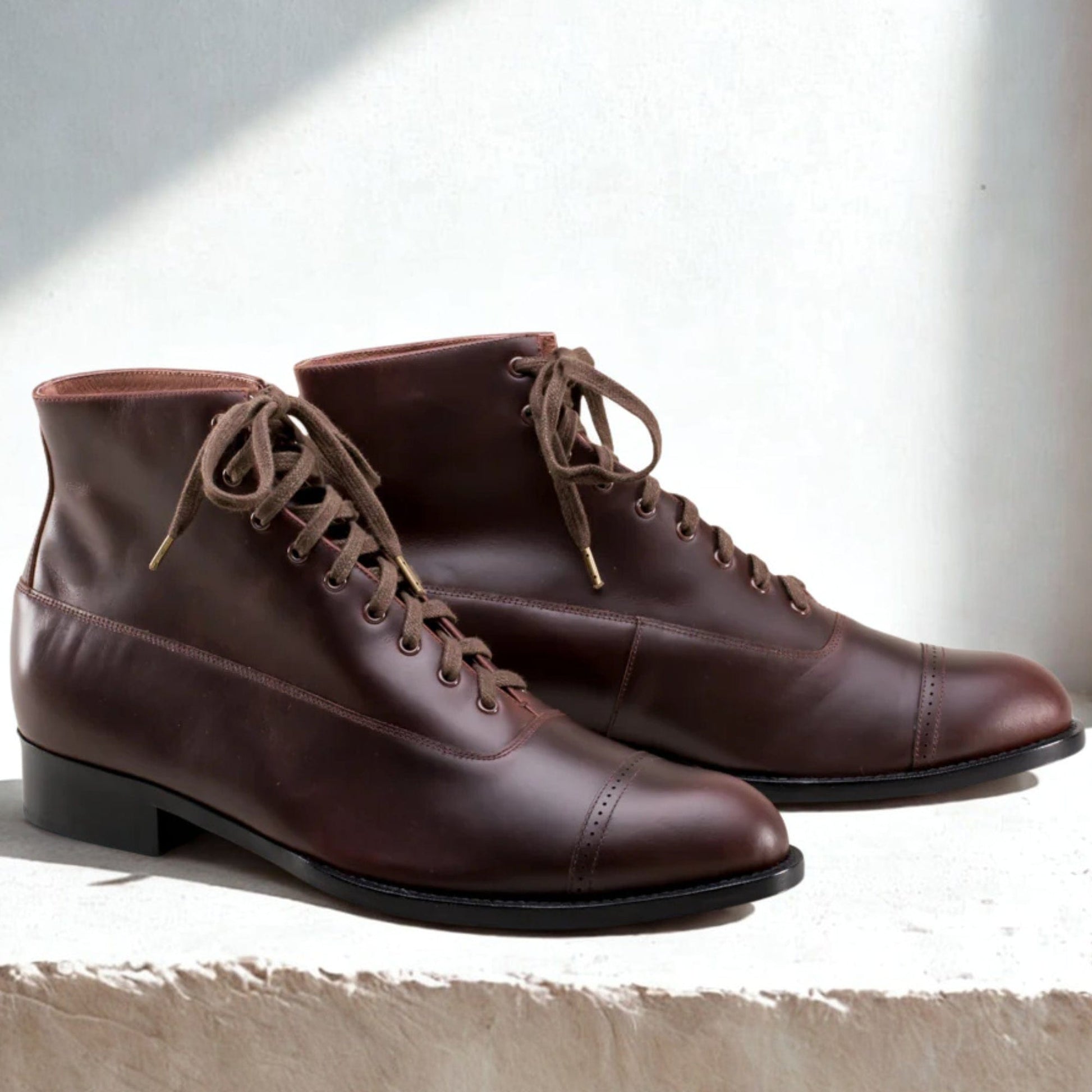 Men's Vintage Lace-Up Boots