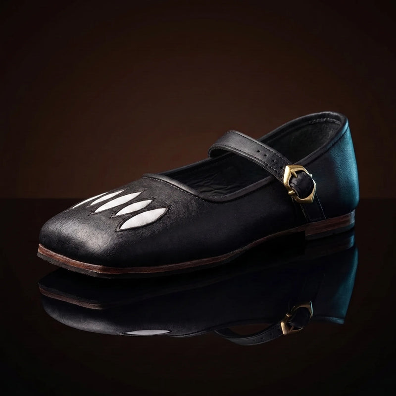 Noirtide handcrafted 16th Century boot
